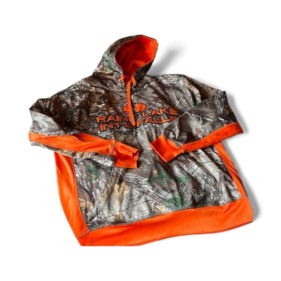 Size Large camo with orange sweatshirt from Rainy Lake Lodge in Minnesota - Picture 1 of 2